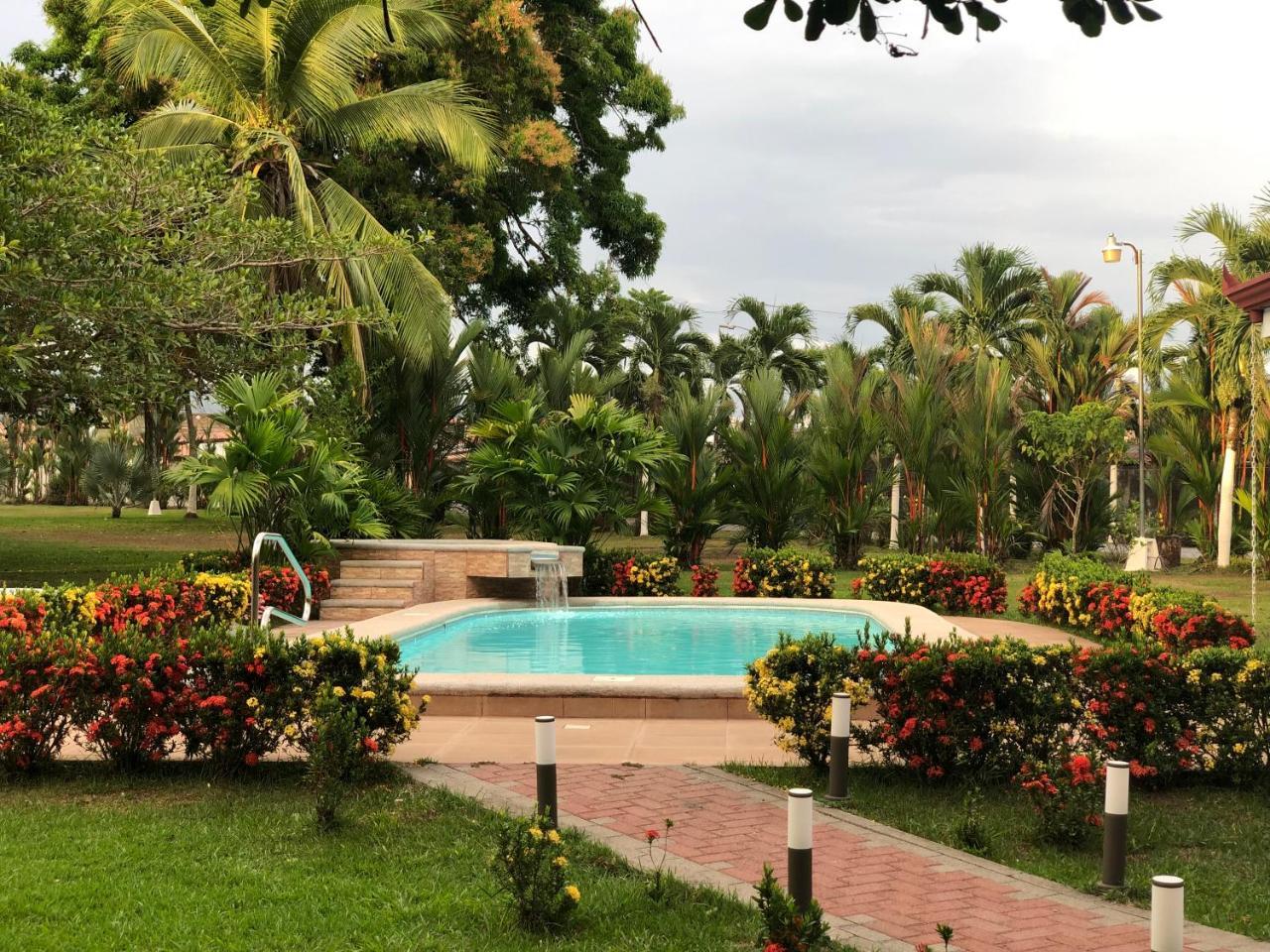Hotel Los Higuerones Paso Canoas Exterior photo